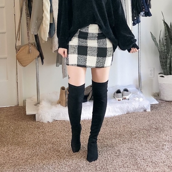 Theory 90s Plaid Buffalo Check Fitted Knit Mini Skirt - Picture 1 of 8